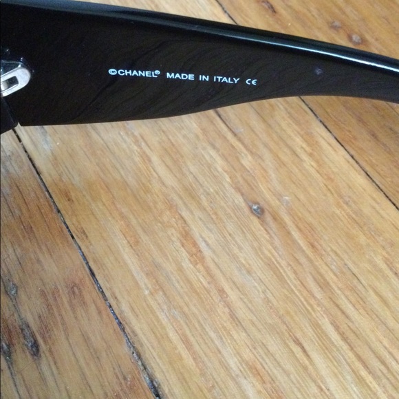 Chanel mother of pearl sunglasses SOLD - Picture 9 of 11